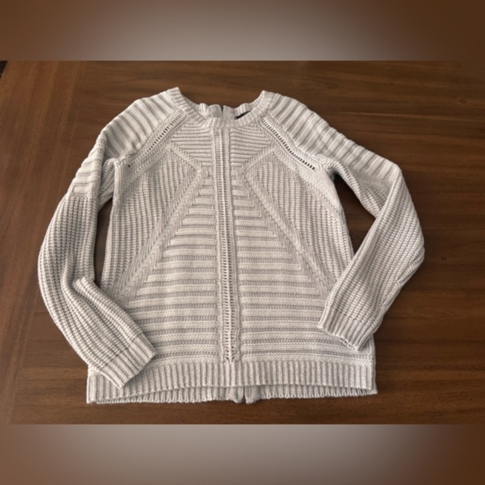 The Limited Women's Gray Sweater Small